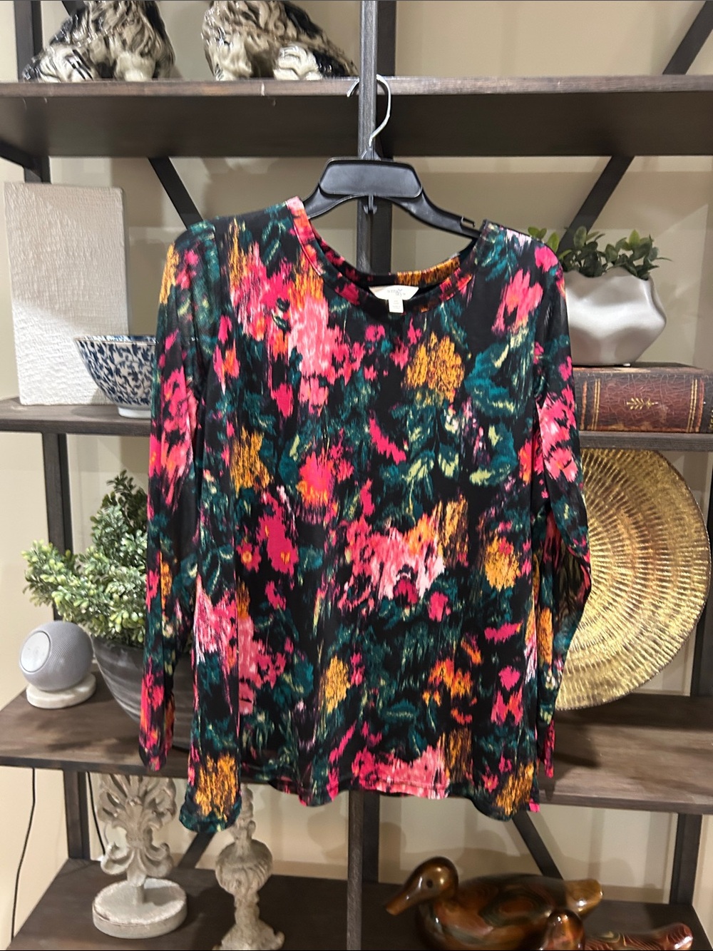 Terra & Sky women’s  Floral Print Long-Sleeve Top in Black and Pink